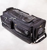 FOCUS LARGE TRI WHEELIE BAG
